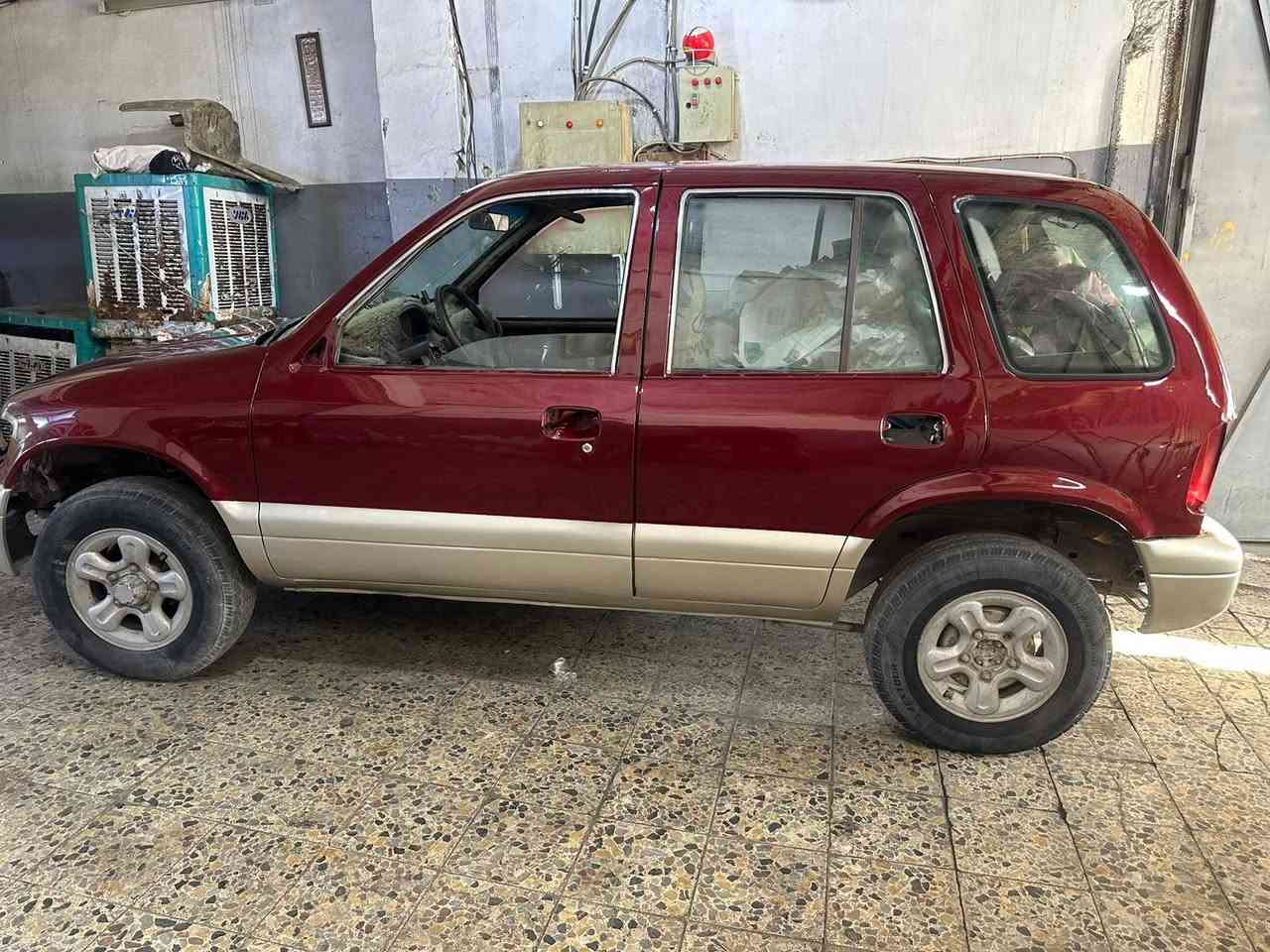 سمكره وصبغ وائل المندلاوي عنوان بغداد حي أور ‎***********
