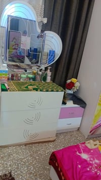 غرفه اخشاب • للبيع