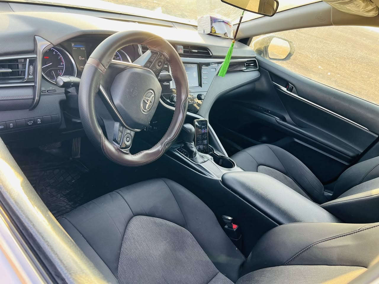 تويوتا كامري LE
2019موديل   مكفوله كفال عام 
 
الموصفات : 
كراسي جلد بلادي
كراسي كهرباء 
تحكم ستيرن
رادار امامي رادارات جانبية
قياده ذاتيه
تحديد مسار
مانع انزلاق
لايت زنون
للاتصال   /***********
