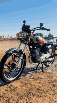 ‏سلام عليكم دراجة للبيع سيان 23 أوراق سبعة***********
