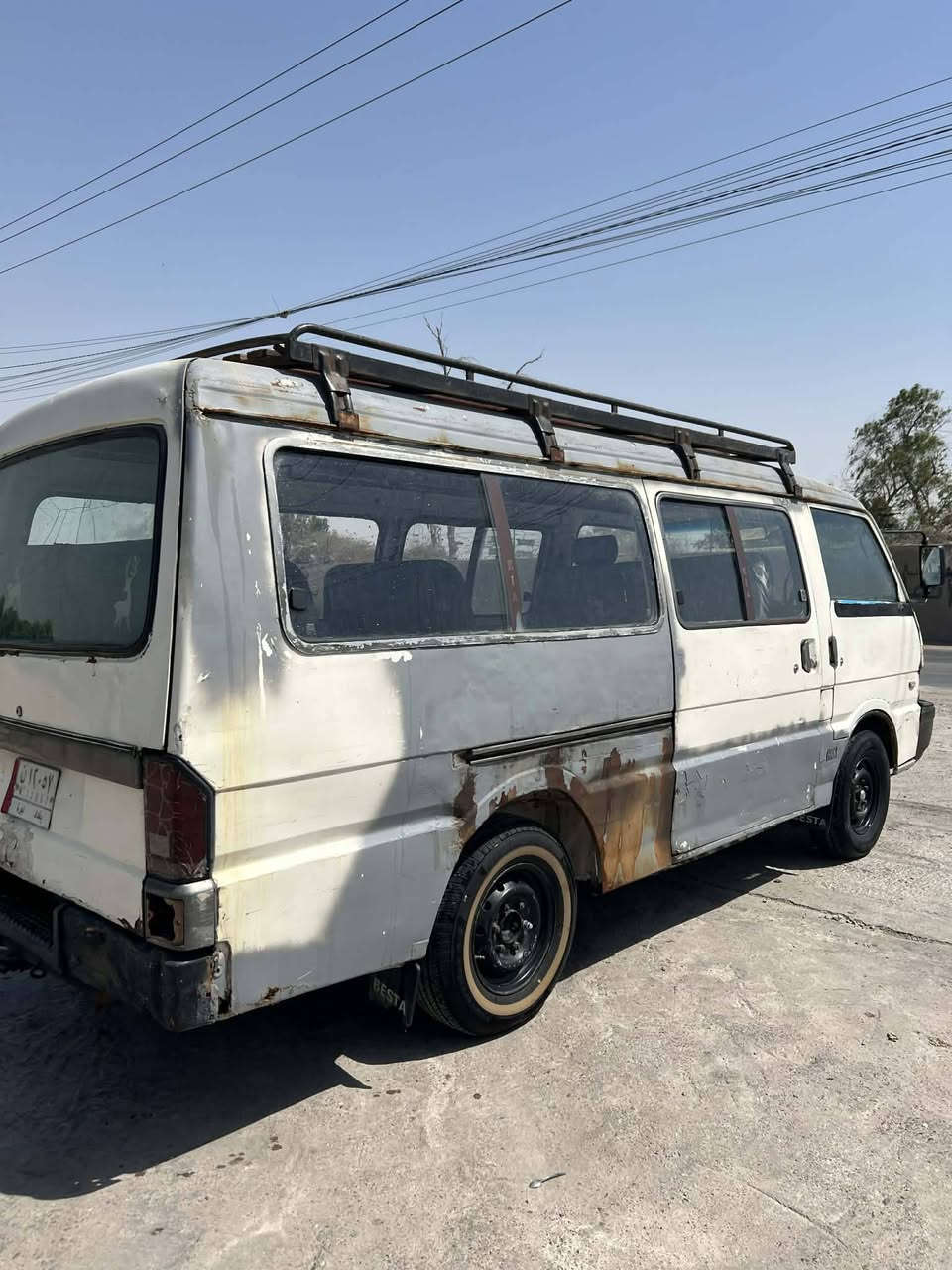 السلام عليكم مازده للبيع موديل 92 نبيع هل موجود بيها وكاله مكينه ونجي بيها بخار كير عادي سياره هستوهة معمره ب25ورقه وبيها مجال مكان سياره بغداد الزعفرانيه الاتصال ولاستفسار علا الرقم  ***********
