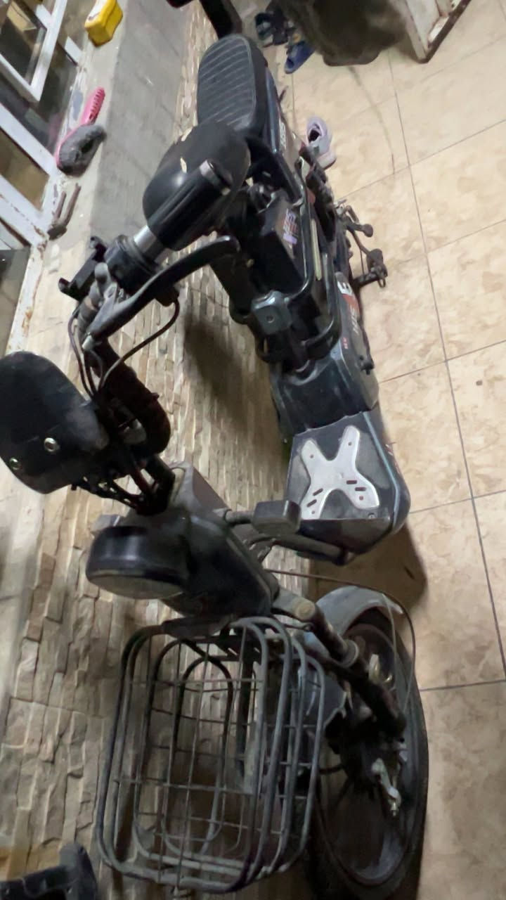 السلام عليكم دراجه شحن للبيع مكاني / بغداد /***********
