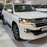 لندكروز GXR • ٢٠١٩ • ١٣٠٠٠٠ كم