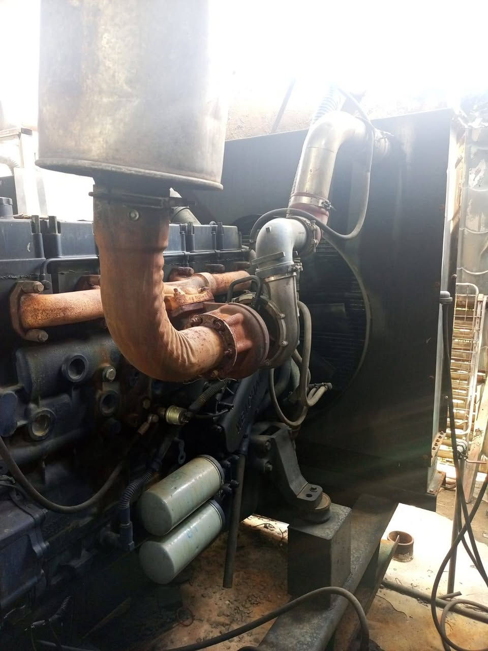 السلام عليكم مولده اشتاير 24 ولف محرك جديد لاتنقيص ولا تبخير ابلادي راس توليد بلادي   ٣٧٥ كيفي شاصي عالي راديتر كبير بم نوعيه جيده كايد عالي حملها ٨٥٠ أو ٩٠٠  صرف كاز من ٣٥ إلى ٤٥ بالساعه أبيعها على الحمل السعر ٧٥ $ مكانها بغداد المنصور


**إذا كنت صاحب هذا الإعلان وتريد حذفه لأي سبب، رجاءا أرسل رسالة إلى الدعم الفني**