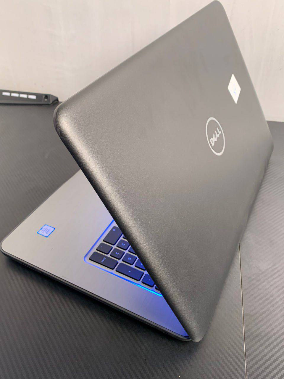🔥 Dell Inspiron 17 5000
i7-7500U معالج
4GB AMD Radeon R7 M440 كرت شاشة خارجي بحجم أربعة كيكابايت
Intel HD GRAPHICS 620 كرت شاشة داخلي بحجم اربعة كيكابايت شير
8GB RAM DDR4 رام
256GB SSD تخزين
💰 419 ألف
🎮 شنو يسوي كرت 4GB؟
✔ يشتغل فوتوشوب وبريمير بدون تقطيع
✔️يشغل GTA V  وهواي العاب ثانية
✔ مناسب مونتاج 1080p
✔ أفضل من الكروت 2GB فرق واضح بالأداء
 قوي للشغل ونحيف 
📞 ***********
ضمان 10 أيام استبدال
وضمان بطارية ساعتين فما فوق 

واتس : *********** - سعر 419 الف 
توصيل لكل المحافظات
ملحقات كاملة (شاحن + ماوس + ماوس باد + حقيبة)
