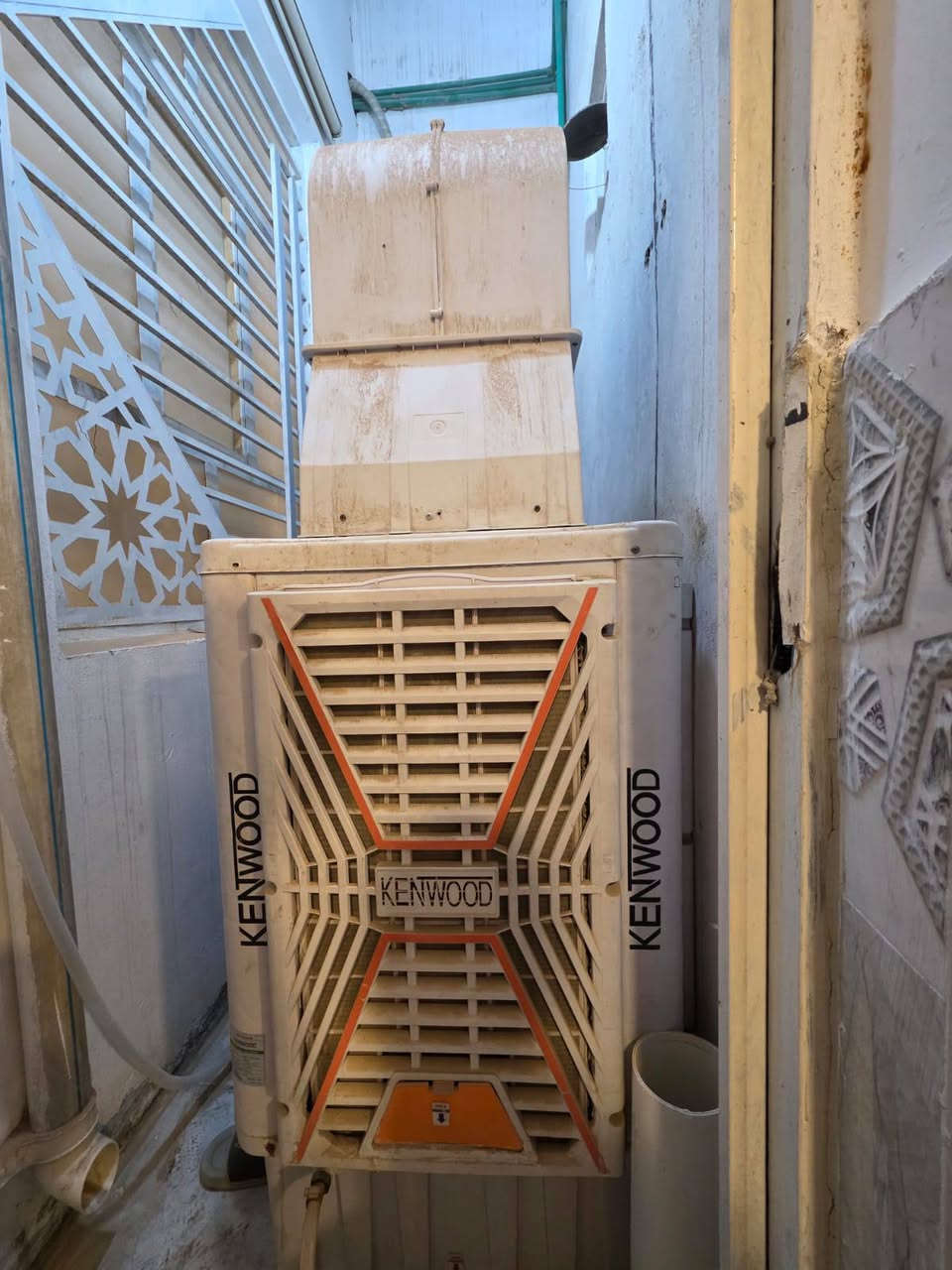 مبرده للبيع شغاله وع فحص سعرها 300وبيها مجال شي بسيط مكاني نجف ملحق القريه  078065210 النجف, العراق


**إذا كنت صاحب هذا الإعلان وتريد حذفه لأي سبب، رجاءا أرسل رسالة إلى الدعم الفني**