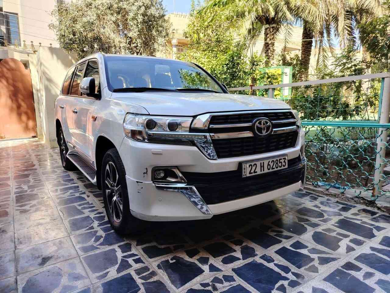 لاندكروز 2021 شركات فول مواصفات كفاله عامه ماشيه 78الف كيلو مو مايل سعرها 515 للستفسار***********
