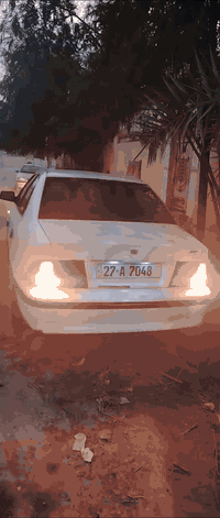 سلام عليكم سمند 2011 كفاله لا ضربه ولا تبديل تبريد شغال مكينه وگير شرط رقم انكليزي بسمي سنويه ل30 عنوان سماوه السعر ٣٥ او مراوس اتصال ***********
