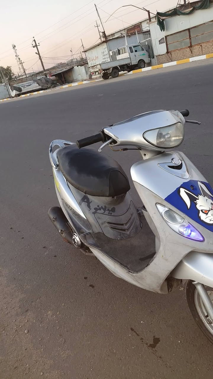 السلام عليكم ماكس منغولي للبيع
الدراجه حلوه ونضيفه

مكينه بلادي 49

کهربائیانه کامله من لایت اشاره

شغاله نکره سلف او هندر

كفرات كامله وملح

مكاني كربلاء قنطرة السلام 

السعر 450 وبيه مجال حك الجيه

*********** للتواصل
