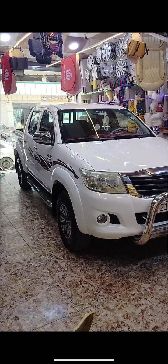 TOYOTAمەرزیە 2012سەیدنەهرۆ  بتڵە سعودیە بەس ماشاءللەی ئەویت 180ڕۆیشتوە هیچی پێوەنیە نمونەیە 
چوارتایەی تازەی لەژێرە  بۆ نقوستانی مەگەڕێ سەنەوی تا ٢٧تازەیە تەحویل و غەرامە بەشەرت 
سعری٢١٥مەعمەلەیە برایانە 
شوین ناحیەی تەکیە
***********
*********** Singapore
