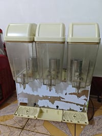 ماكنة عصير طبيعي للبيع تبريد داخلي نظيفة كلش 07711930370///07833506048