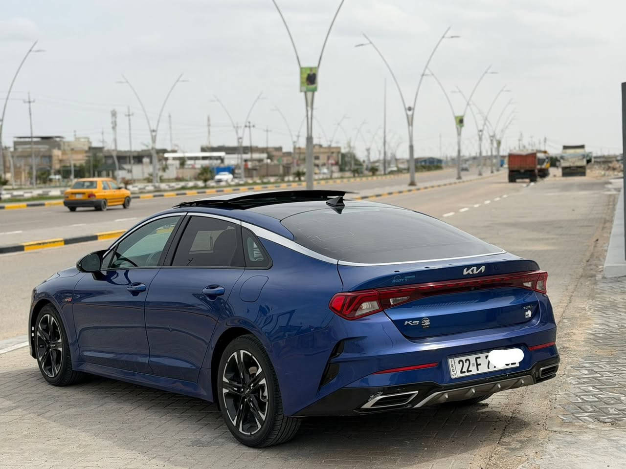 السلام عليكم 
كيا K5. موديل 2022
وارد امريكي.  صور ضرر بلمنشور
فول مواصفات 1/1. جيتي لاين
معروفه مواصفات جيتي لاين
رقم شمالي. جاهزه السياره تبريد كير محرك حداديه تخم تاير. ماشيه 43m
مكاني بصره
للبيع و مراوس 
***********
