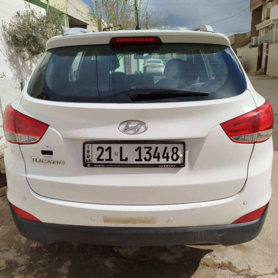 هۆندای تۆکسۆن 2015 گێڕ تۆماتیک  
قفڵ مەرکەزی ڕەنگ سپی 
220000 کم رۆشتوە
بۆنیت بۆیاغە ، چاملغی پێشەوەی لای سایەق کراوەتەو 
یەک پەڵە ساردە ، چاملغی پێشی لای سەکن 
یەک پەڵە ساردە  ، پێشی لای سایەق 
کەمە دەعمێکی هەیە 
گێر و مەکینە بەشەرت 

سعر : داوای بکە لە کۆمێنت ڕاستەوخۆ بۆت دێت 🤖 

زۆر بە جوان و خاوێنە ماوەتەوە 
سەیارە هی خۆمە سەنەوی بەناوی خۆمەنوێیە تا 2030 

بۆ زانیاری زیاتر پەیوەندی بە خاوەنی 

***********
***********
