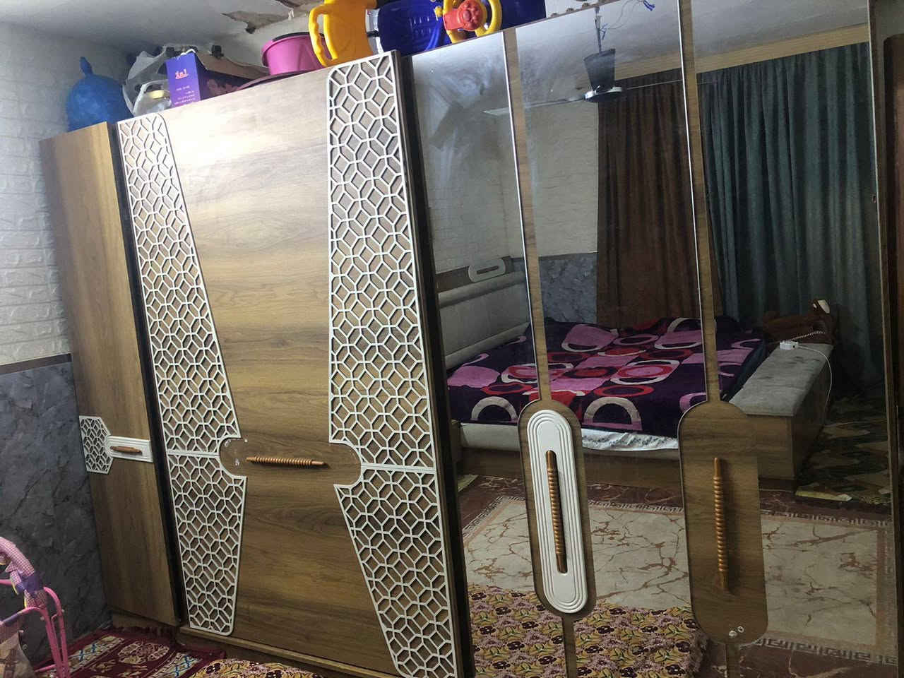 سلام عليكم
غرفه تركي مستعمله للبيع 
مكان بغداد حي العامل 

***********
