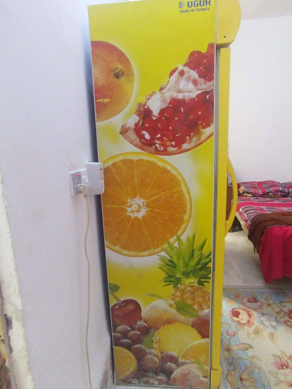 برادحجم كبير ستخدام قليل تبريده فول للبيع 300وبي مجال بسيط وثلاجه تبريد فول 150وبيها مجال بسيط المكان طوريج رشيده الشراي يتصل ***********
