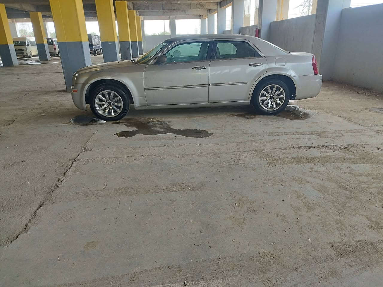 اوباما البيع مديل 8 رقم ربيل جديد سنويه 29 بسم واحد عربي مكاني العماره بيه ضربه يم قبق بانزين مكينه مال كصه بيه سعر 90 وبيه مجال ***********
