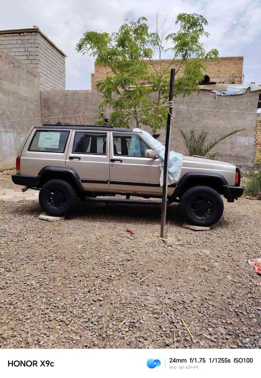 السلام عليكم
جيب ٢٠٠٠
كير محرك ففتي
رقم بغداد دولي بسمي
كهربائيات جاهزه
بيها جراد بصيط
تبريد شغال ❄️
مكان بغداد
سعر ٤٨
رقم الهاتف ***********

