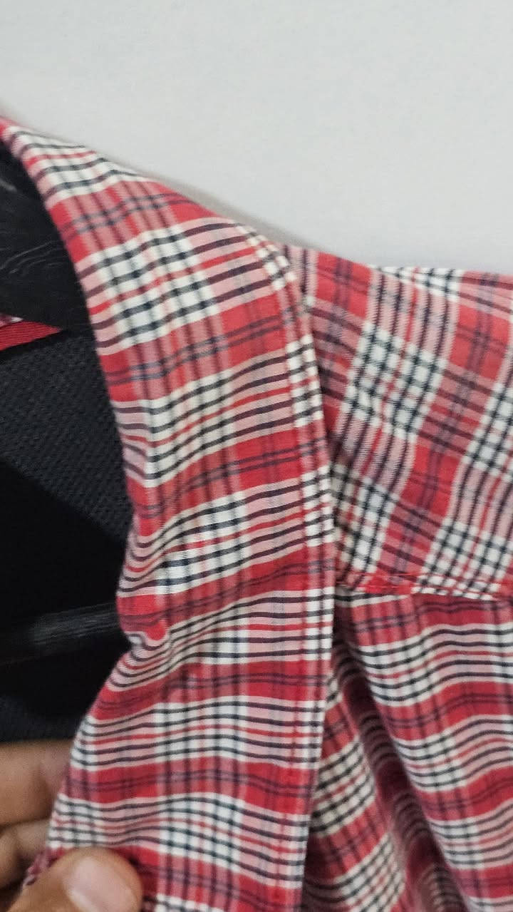 the North faceاصلي 

  قميص تكنيكي الصيفي
يناسب للرحلات و سفرات و العمل لوقت طويل
وزن خفيف و نظافه %100
ظهره مشبك
قياس L&xl

للحجز ارسل راسله لصفحتي


**إذا كنت صاحب هذا الإعلان وتريد حذفه لأي سبب، رجاءا أرسل رسالة إلى الدعم الفني**