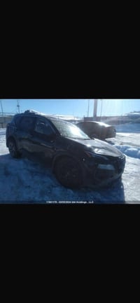 نيسان روج ٢٠٢٣ السياره ع حادثها   سعرها 98 ورقه مع الكمرك  سياره فول s...