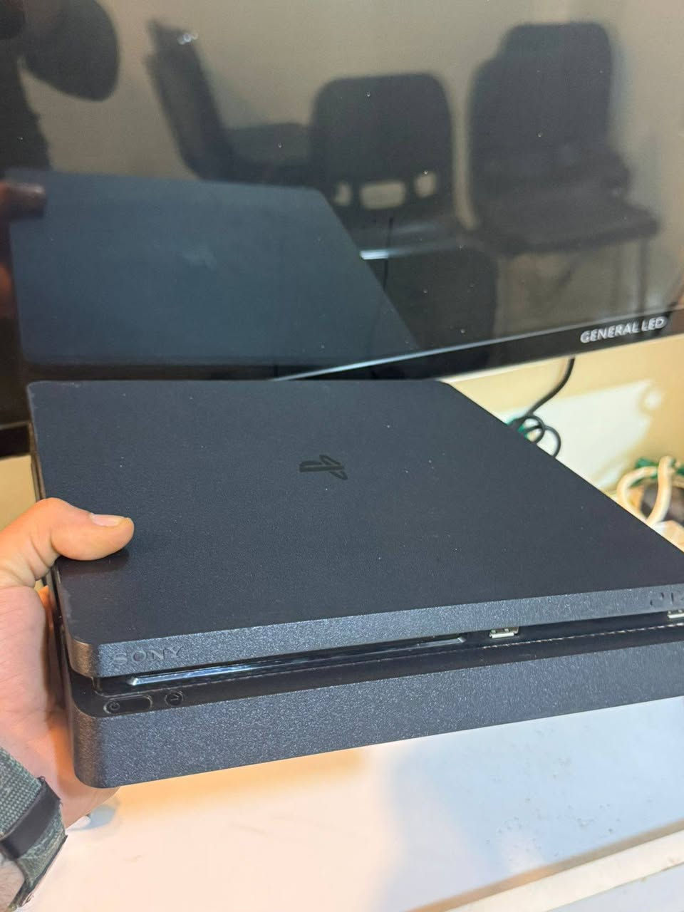 بلي فور سلم عدد 2 لبيع سعر القطعه 215 بي مجال للستفسار تعال خاص


**إذا كنت صاحب هذا الإعلان وتريد حذفه لأي سبب، رجاءا أرسل رسالة إلى الدعم الفني**