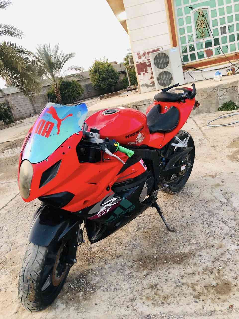 السلام عليكم
للبيع او مراوس حسب القناعه بطح هايسونك GT250cc الدراجه تشتغل نكره بس تك البستم الوره ميشتغل بي نار ونوزل كله واصل بس الخلل ماعرفه انطي شرط عقل مبي شي مكينه شرط دراجه نضافت كفراته 75‎%‎100 الدراجه حلوه حيل الدراجه بدون اوراق اتصل علئ الرقم *********** المكان صلاح الدين مكيشيفه وتحياتي
