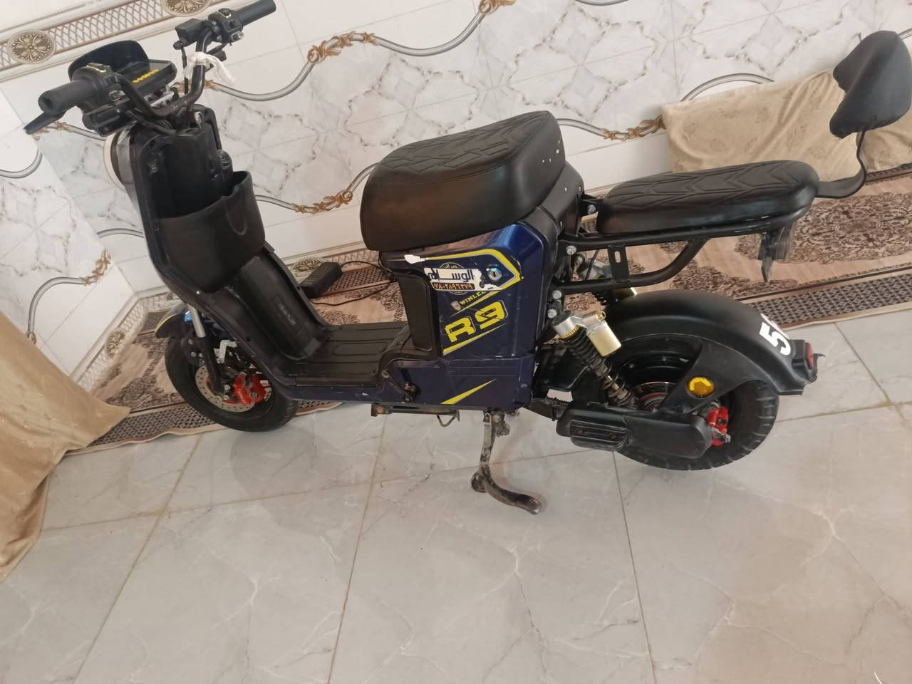 البيع ار 9 جديده مديل 25 شهر 12 مطلعه  بدون بطاريات نقص بس بطاريات   مكان ناصريه مركز سعر 300 وبيه مجال ***********
