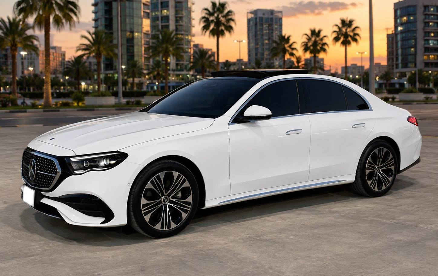 للبيع مرسيدس E350 4MATIC موديل 2025

- فئة E350 4MATIC
- دفع رباعي دائم AWD
- فول فول مواصفات
- بصمة تشغيل وبصمة أبواب
- سقف بانوراما مع فتحة سقف

الحالة:

- 3 قطع أمامية صبغ
- تبديل بيلي (بلدي)
- باقي السيارة بحالة جيدة

المواصفات المتوقعة للفئة:

- شاشة معلومات وترفيه كبيرة
- شاشة عدادات رقمية كاملة
- كاميرات وحساسات أمامية وخلفية
- مقاعد جلد فاخرة
- مقاعد كهربائية مع ذاكرة حفظ
- تدفئة وتبريد للمقاعد
- إضاءة داخلية محيطية متعددة الألوان
- نظام ملاحة
- شاحن لاسلكي
- تشغيل ذكي بدون مفتاح
- مثبت سرعة متطور
- نظام المحافظة على المسار
- رادار أمامي ونظام تفادي الاصطدام
- مرايا كهربائية قابلة للطي
- مصابيح LED ذكية

للاستفسار:
***********
