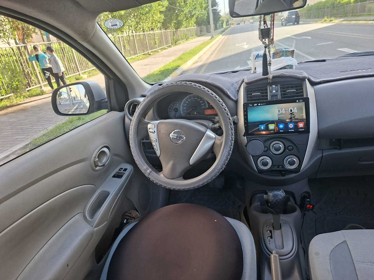 نيسان صني هندي ٢٠١٩
السعر ٨٩ 
*********** اتصال فقط 
*********** واتساب فقط ادزلك السونار 
تخم تاير جديد منظومه تبريد جديده دوشمه جديده سياره جاهزه الى الاخير العنوان مجمع بسمايه
