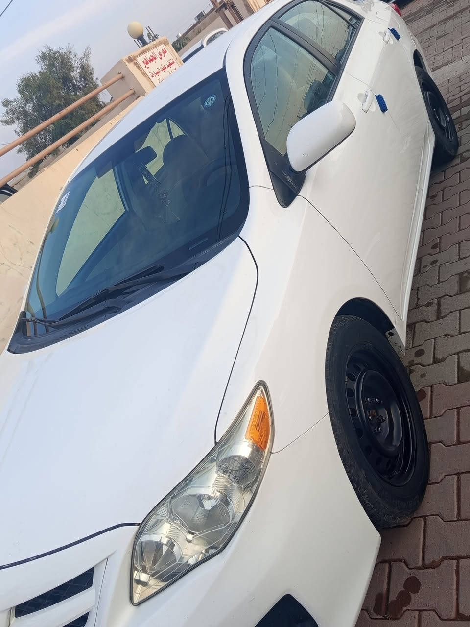 كورلا موديل 12 ماشي 118وارد كندي سيارة جديدة كير محرك بل شرط سيارة بي كارت 3مكانات فقط باقي مكفول سنويه جديد هزه جديد سيار مال بيت بدون مصرف دينار واحد كوله بلادي سعر 135بي مجال قليل ***********مكاني طوز
