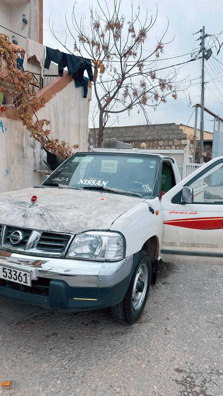 نيسان تاك 2008 جوار قولا ب بيسبوخ كيرو مه كينه به شه رت سه نه وى  هه تا 30ره قه م باريك به نا وى خؤمه  جيجى سارده كوتى هه يه  سحرى90مه جال***********وه تساپ
