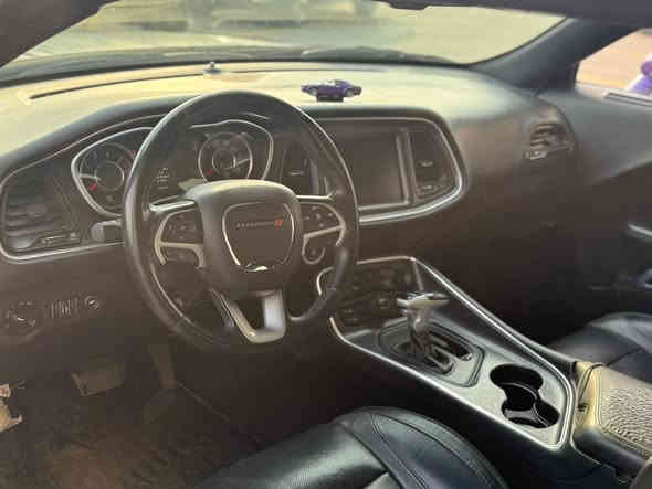 السلام عليكم 
جالنجر 2016 للبيع
فوول مواصفات sxt بلص
حادثه قطعه وحدة فقط البنيد 
كير ومكينه وصدر وتبريد كله كفاله
ماشيه 89 
سعرها 152 ورقة وبيه مجال 
مكاني بغداد
***********
