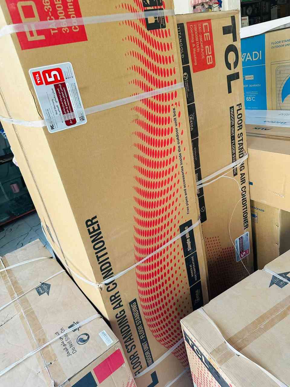 وجبه جديده باسعار تنافسيه سبالت جداري وكنتوري من جميع الماركات المعروفه (TCL ) (اواكس ) ( ميديا ) 
العنوان :- الزبيديه حي العسكري قرب المدرسه الحديديه مقابل المتنزه --الاقساط لحاملي ماستر الرافدين - مول ابو احمد
طالب محسن الداوري

رقم التواصل :- ***********
