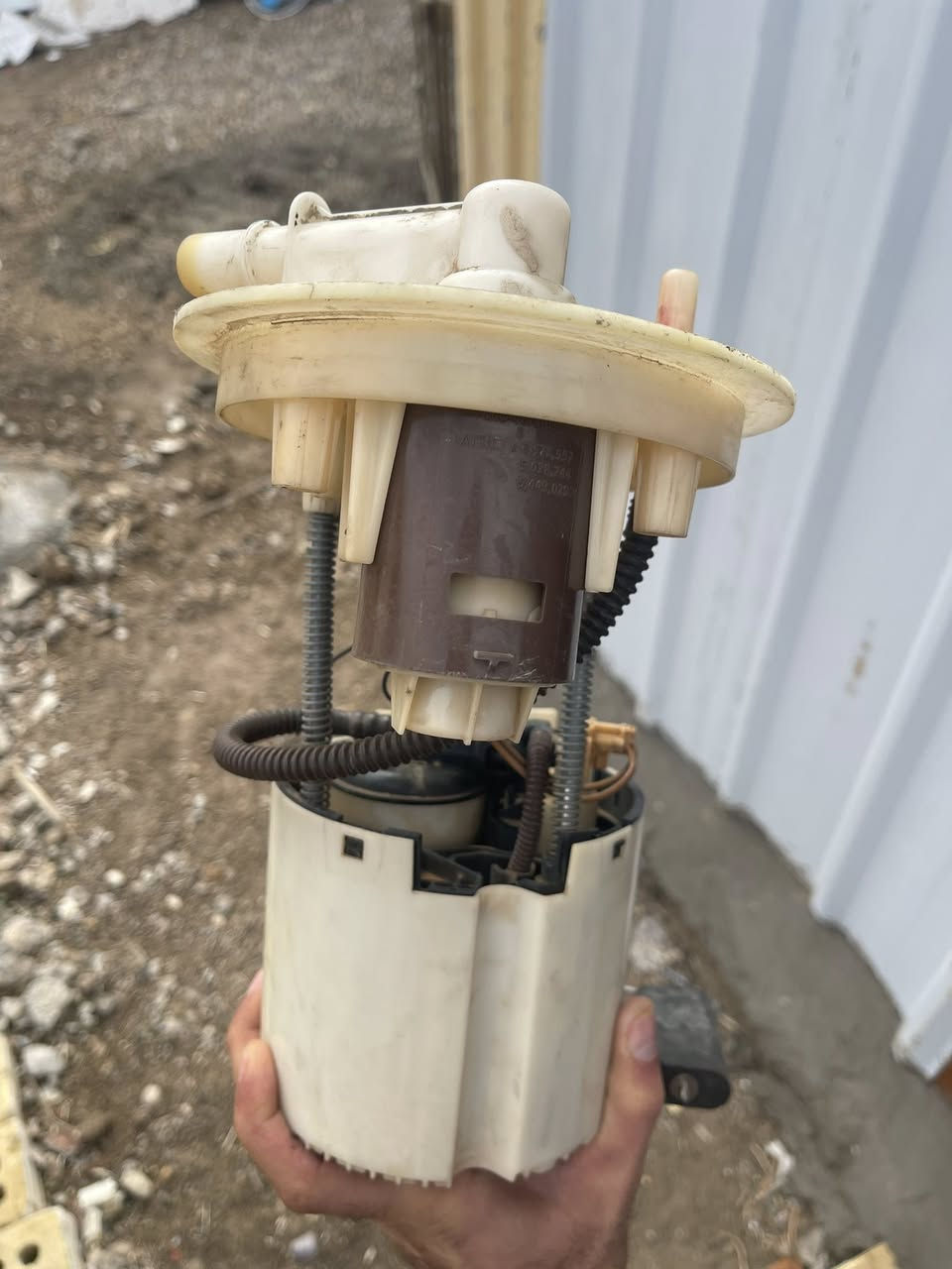 ‎السلام عليكم عبوة فيت بم ماليبو ١٨ كاملة فقط الفيت بم ضعيف العبوة كفالة عامة مال تفصيخ فتحتها من سيارتي وتخم نوزل ثنين ضعيف وثنين مكفولات مع واشراتهن والبراغي كلهن انطوني سعر وبالعافية بس رجاء لحد يكسر بيهن لان تعرفون اسعارهن هنه بس الواشرات الواحد ب ٥ انطيهن بلاش
رقم الهاتف ***********
