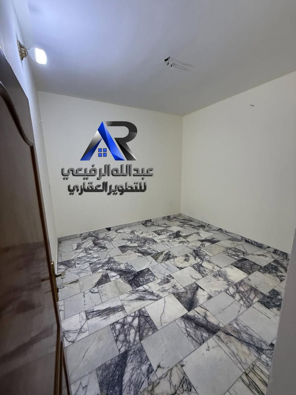 للايجار __ في__ السيدية --بيت مساحة ١٢٠ متر
يتكون من 

٤ غرف نوم 

٢ خدمات صحية 

صالة 

مطبخ 

الموقع / الضباط /

السعر ((( مليون ونص )))

مكتب عبدالله الرفيعي

للاستفسار الاتصال على الارقام التالية

***********

***********

***********
