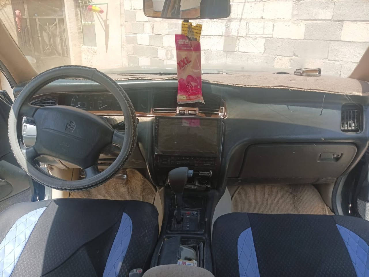 سلام عليكم بطه متصل مديل 93
راعيهه بل زبير شرط التحويل 
السعر 38 
سنويه بشهر 9 تنتهي 
كير مكينه كفاله 
تخم تاير 
باور جديد 
راديتر جديده 
كهربائيات شغاله كلهن ومشتغلهن يم علي ناصر
غرفه تخبل 
ترايك وين ماتريد 
حداده 75% 
بدون تبريد 
بيهه كصه جنطه بدون شاصي 
شاصيهه مكفول 
مكفوله من النقل والكصه الثانيه والضربه 
العنوان البصره الشعيبه ***********
