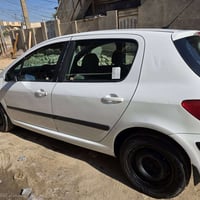 بيجو ٣٠٧ • ٢٠٠٦ • بابل