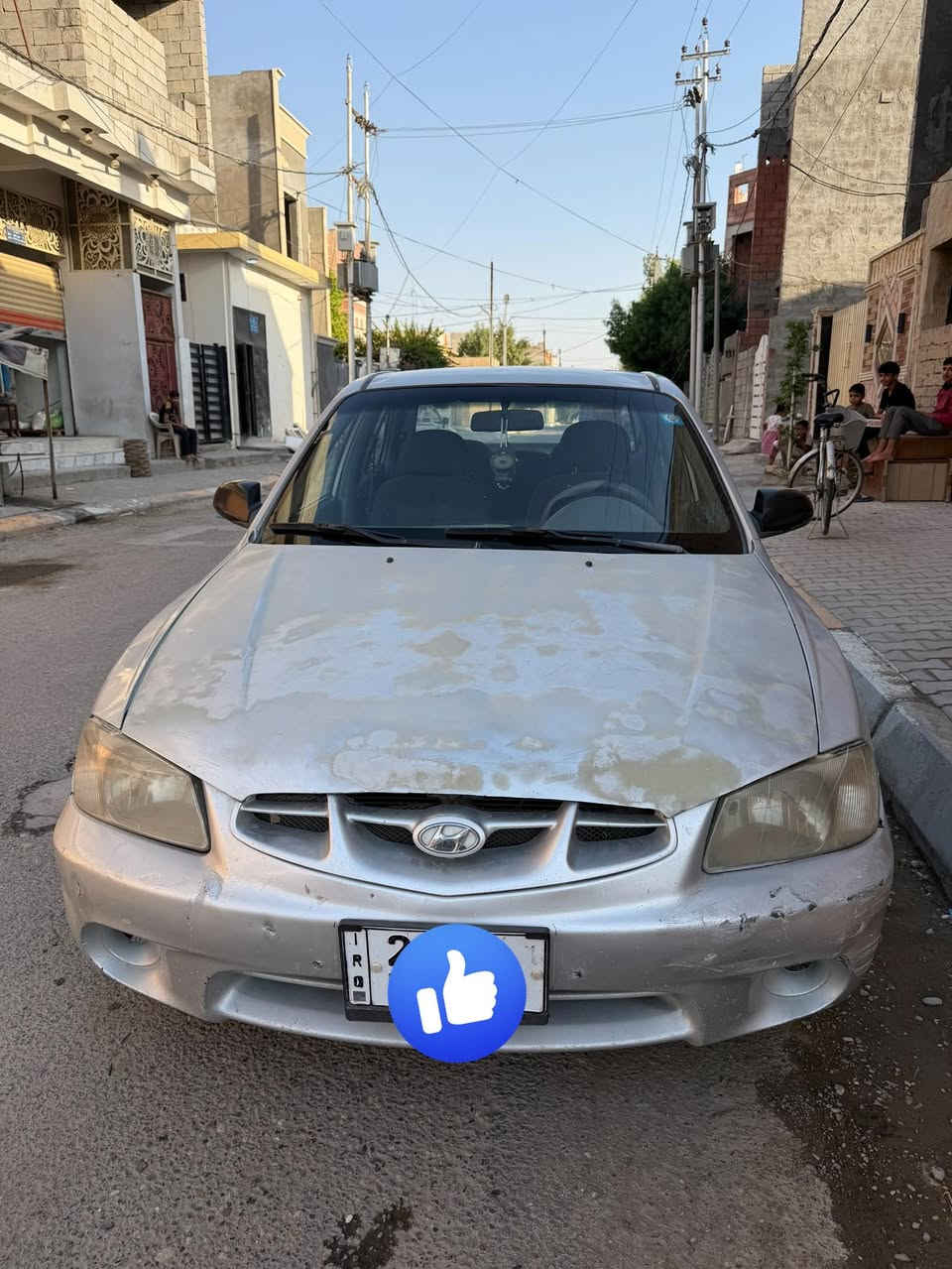السلام عليكم 
اكسنت 2002 محرك 1600 
بدون حادث 
كير مكينة بشرط 
كير اوتو 
تخم تاير 
تبريد ثلج 
رقم ديالى تحويل ثاني يوم بأسمي سنوية الى 2030
السيارة بالحقيقة احلى بهواية من الصور 
السعر 54 وبيها مجال للشراي 
مكان السيارة ديالى بعقوبة التحرير 
للتواصل :- ***********
بيع او مراوس بتكسي
