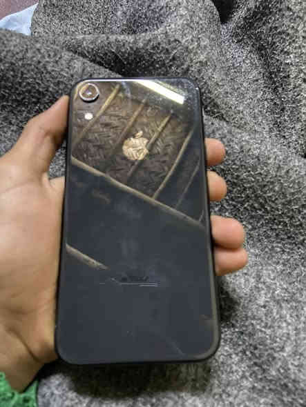 السلام عليكم اكس ار  بطاريه79 ذاكره64 عبلاد فقط يطلع هوى يكولون اثر وكعه او مبدل سماعات انت تفحص بيدك مكاني حي النصر سعر 150 *********** موجود واتساب خاص مموجود
