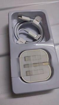 شاحن • ٣٥ واط • أصلي