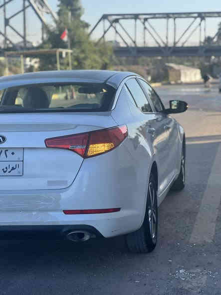 السلام عليكم 
كيا اوبتيما ٢٠١١خليجي 
مكفوله بدون صبغ بدون تبديل بدون فتح 
سياره جديده سونار جديد موضح أمامكم 
كير مكينه مكفولات  
السعر١١٢٠ وبيهة مجال 
التصال (***********)
