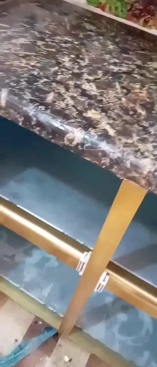 غراض للبيع يباعن مفرد او بىكملهن المكان الديوانيه نهايه شارع الوكفه الاسعار مناسبه للىستفسار خاص او الاتصال على هاذ الرقم ***********
