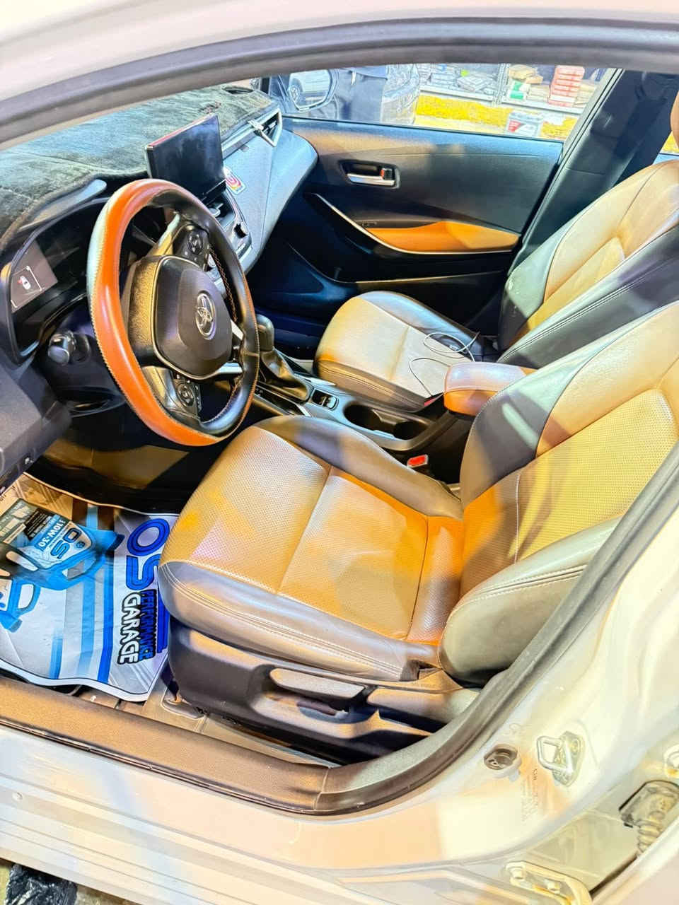 سلام عليكم
كورلا شكل الخليجي للبيع

موديل 2024 رقم بغداد بسمي فول مواصفات بصمة - فتحة - كشنات جلد مشمشي علامة زرقاء باب اول وباقي المواصفات المعروفة. 

السياره جديده بيها شخطه خفيفه بالباب موضح بالمنشور 

السعر 145$وبيها مجال 

اتصال ***********
