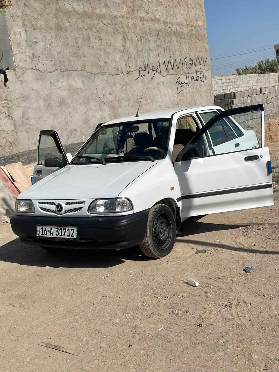 السلام عليكم سايبا ٢٠١٤ للبيع سياره جاهزه من كلشي كهربائياته كله شغاله تخم تاير جديد حداديه جديده بدون خياسات فقط المكينه بيه خيط بخار مكان سياره نجف سعر ٣٨بيه مجال رقم المبايل :***********
