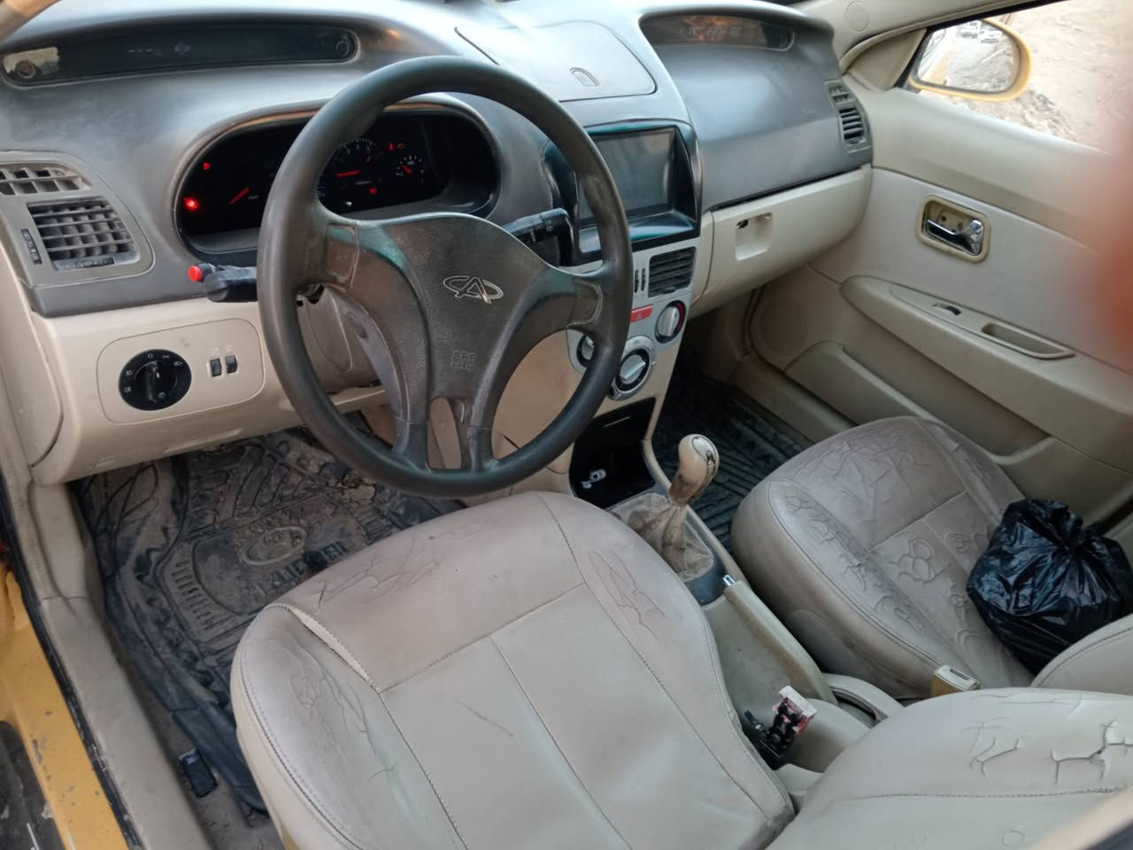 سلام عليكم ورحمة الله سياره للبيع شيري فلاوين 2011 رقم مثنى تكسي جوال مصفره هيئه وغرامات كير عادي مكينه جديده تخم تاير كهربائيّات كلها شغاله شاشه تبريد شغال تحويل ثاني يوم 
***********
بابل محاويل
