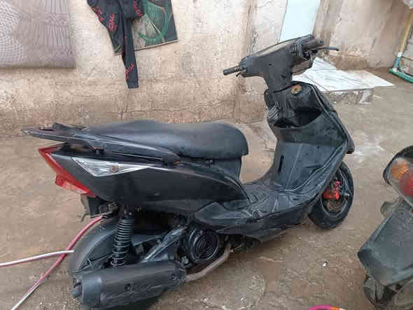 السلام عليكم عندي دراجه ماكس الثالث نازل عنوان الزعفرانيه دراجه كامله وشاير كهربائياتا ما بها اي نقص سعره 450 وفيها مجال بسيط وبيها مراوس همين عادي ***********
