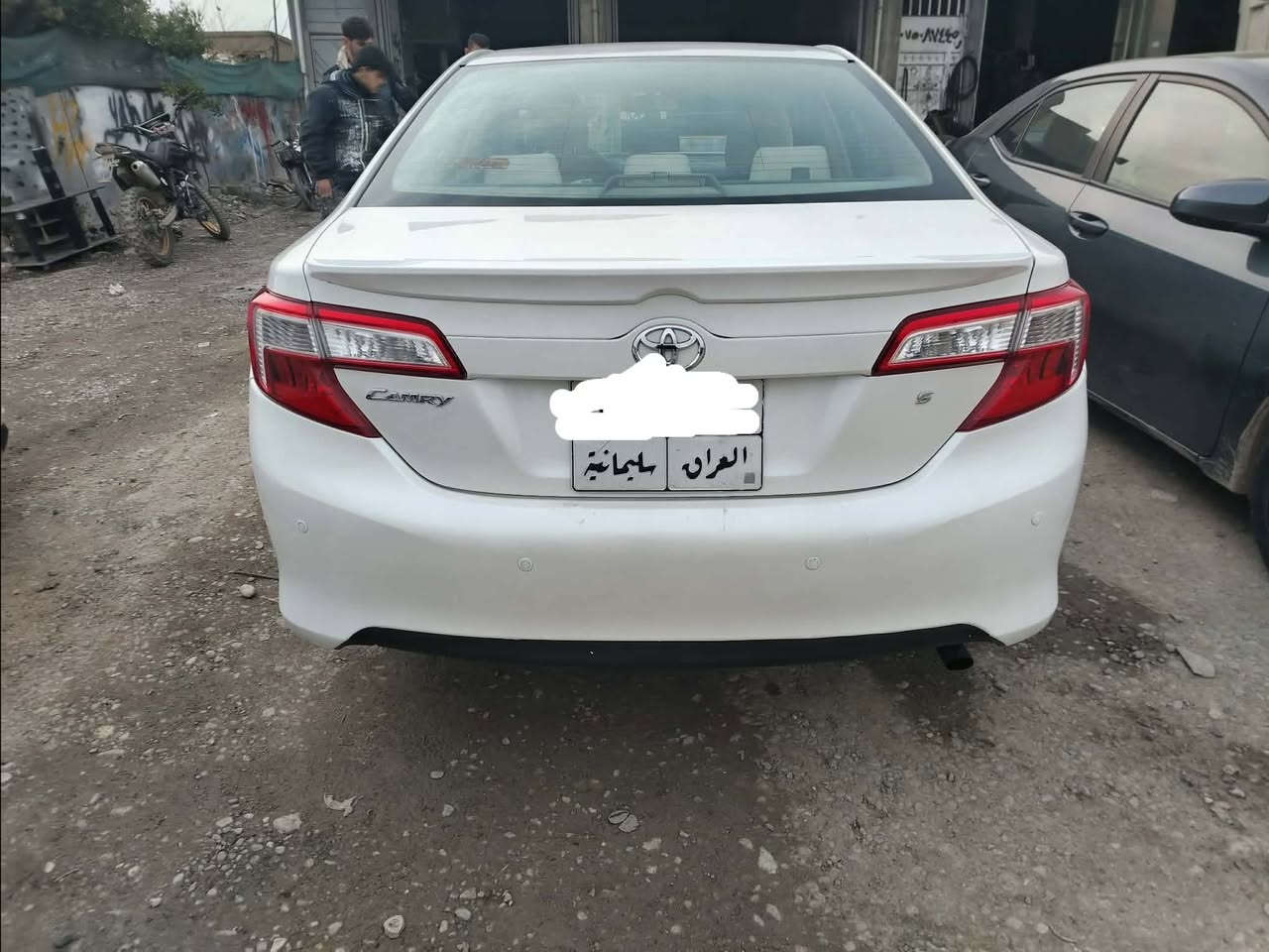 كاميري   مۆدێل  ٢.١٥
مواسفات S خلیجی
گێڕو مەکینەی بەشەرت نەکراوەتەوە
٢٢٥ هەزار کیلۆمەتر ڕۆیشتوە 
سەنەوی تاوەکو مانگی ١٢ ی ٢٠٢٧ 
سێ پارچەی پێشەوەی هەیە بێ ناوگرتن 
ڕەنگی سپی سەده فيي 
***********
