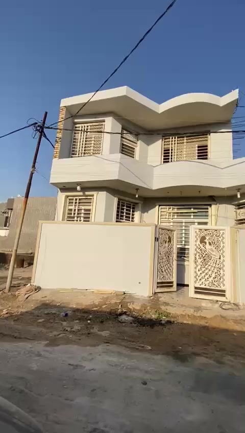 اللهم صلي على محمد وآل محمد 

يعلن مكتب عقارات البياتي 

عن دار للبيع نضيف ومرتب موقع راقي جدا.  ركن 

المساحه 100. 10*10.  طابو زراعي سند 25

العنوان❗الحله  البكرلي نزله الشيخ علي ابو جنان

يحتوي علئ غرف نوم 3وكلدور واستقبال ومطبخ وصحيات داخليه وخارجي  

السعر 75 وبي مجال

للاستفسار مراجعة مكتب عقارات البياتي في موقف دانه مقابل أبو توحه أو الاتصال ***********
