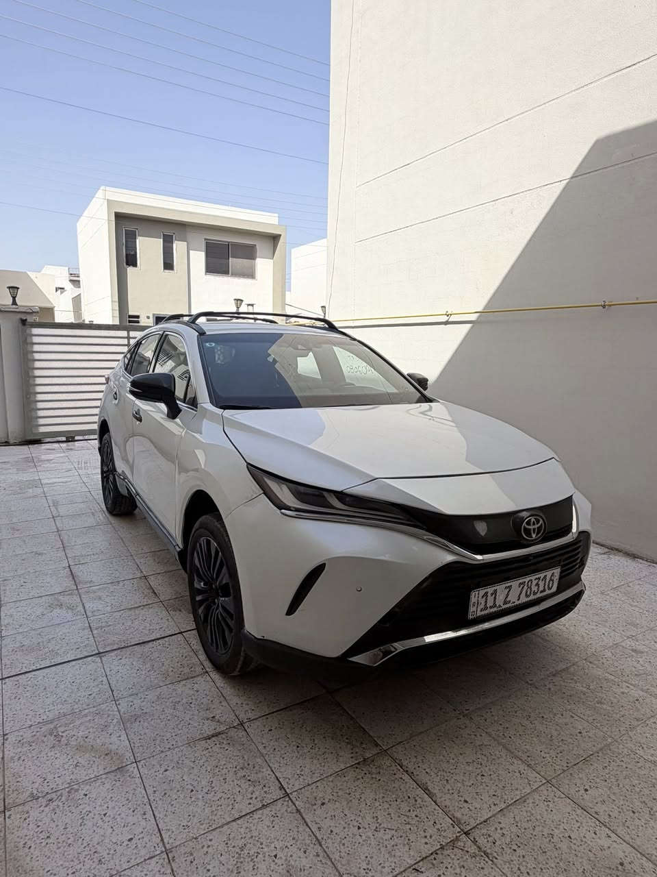 Toyota venza 2024
تويوتا فينزا 2024
فئة xle
Night shade edition 
بدوون ايرباك

مواصفات XLE 

كشنات جلد
تدفئة كشنات
كرسي السائق كهرباء
الصندوق كهرباء مع فتحه بتمرير الرجل تحته
لايت ليد وحاجب نهاري وكشاف ليد
شاشة كبيرة
بصمة تشغيل وبصمة ابواب 
دفع رباعي 
رادارات امامي خلفي
اوتو ستوب 
وبعد بيها مواصفات

السيارة ماشية ٢٥ الف
بعدها جديدة وابيع عالكمرك القديم
حادثها موضح بالصور

السعر (٢٢٢$)
للاستفسار ***********
