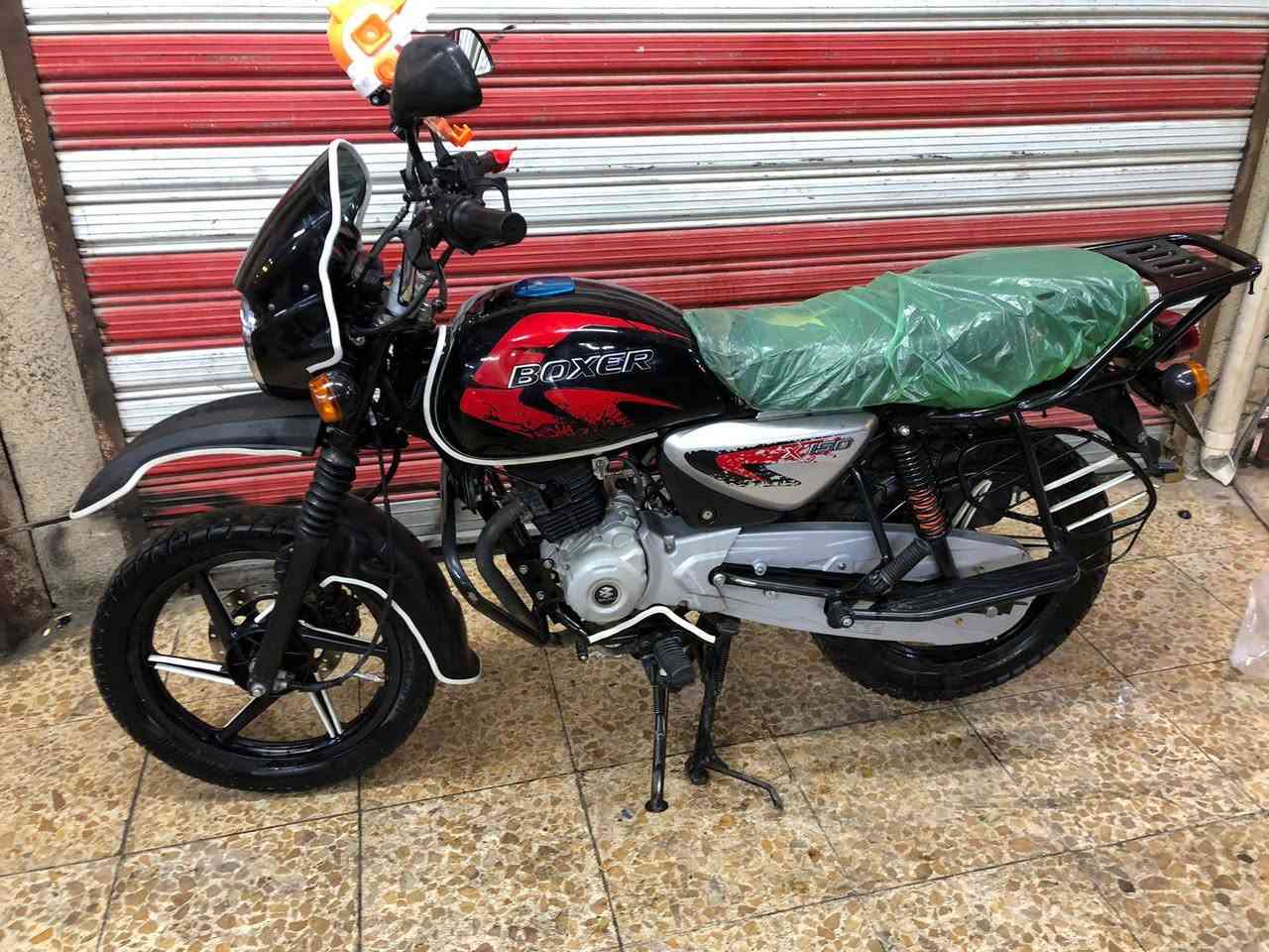 السلام عليكم بوكسر جبلي موديل 23 مرقم بغداد شرط التحويل مجفته وكاله قبل 6 اشهر  المكينه خير من الله لا تبخير ولا تنقيص جديده كلش الدراجه السعر 2400 مليونين وربعميه بيه مجال للشراي مكاني بغداد السيديه

***********
