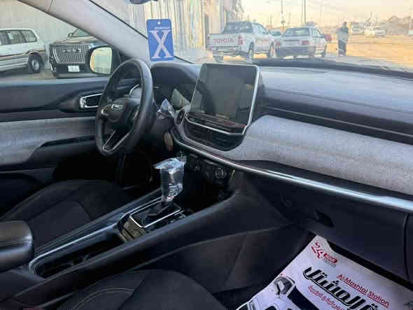 السلام عليكم جيب كومباس 2022 للبيع فقط ما اراوس 

 مكملة بدون نقص 
محرك ٢٤٠٠ 
بصمة تشغيل وابواب
رادار ونقطة عمياء
كاميرا خلفية
تحديد مسار 
تبريد قطعتين 
شاشة جبيرة كاربلي
كشنات جلد 
ماشية ٣٠ الف ميل
محرك گير كفالة
رايدها 155$ وبيها مجال جية
السيارة نظيفة واحلى من الصور
مكان بغداد 
*********** بغداد
